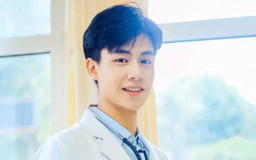 娱乐圈吃瓜爆料胡一天,娱乐圈风云再起,吃瓜爆料揭秘幕后真相
