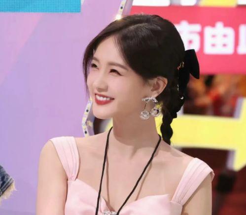 娱乐吃瓜张凌赫白鹿,娱乐圈的甜蜜瓜田